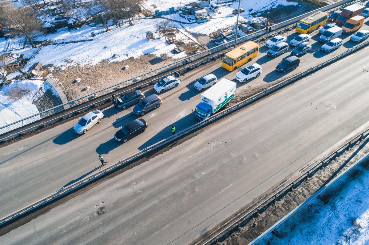 Столкнулись грузовик Isuzu и Hyundai Accent Столкнулись грузовик Isuzu и Hyundai Accent