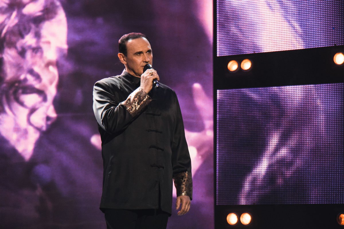 Гостям исполняли свои хиты народные и заслуженные артисты Гостям исполняли свои хиты народные и заслуженные артисты