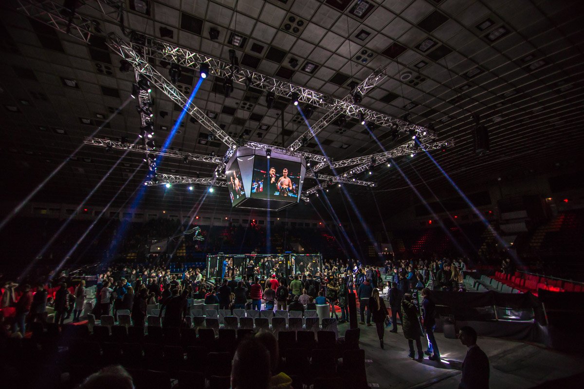 Посмотреть на поединки собралось огромное количество зрителей