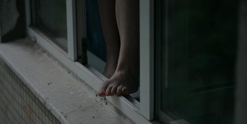 Во Львове 17-летняя девушка разбилась насмерть, выпав из окна 11 этажа