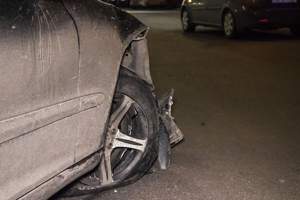 Mercedes не успел затормозить Mercedes не успел затормозить