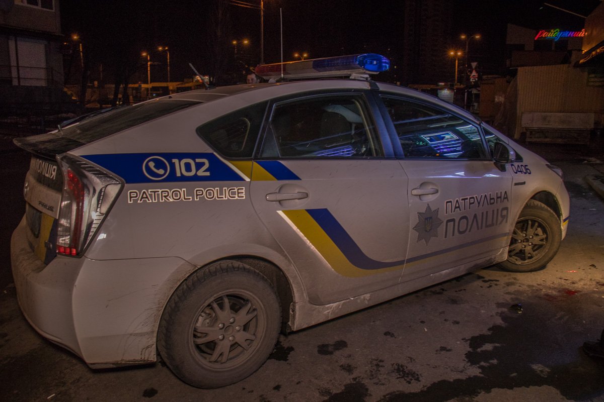 На месте происшествия работали патрульные На месте происшествия работали патрульные