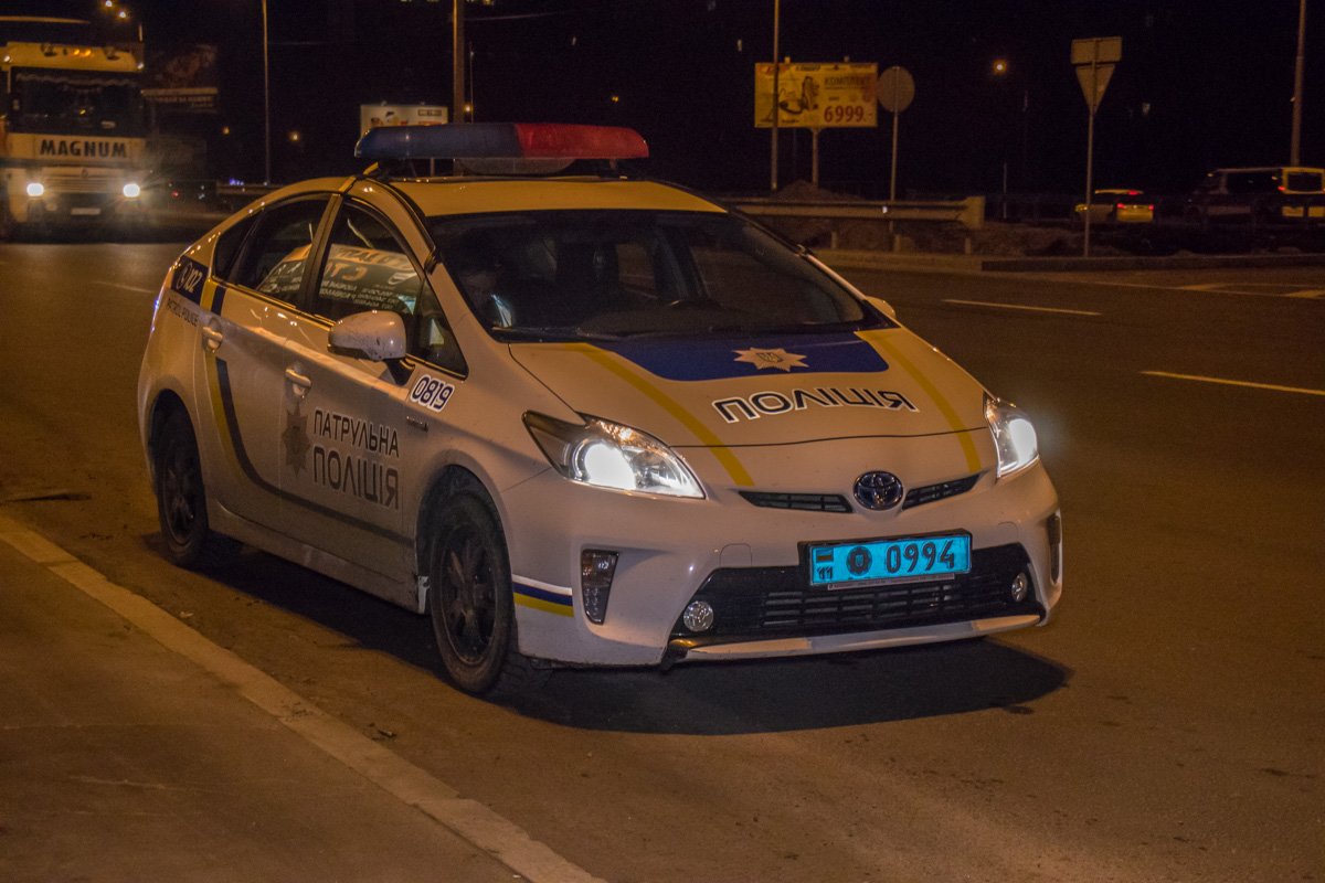 На месте происшествия работали патрульные На месте происшествия работали патрульные