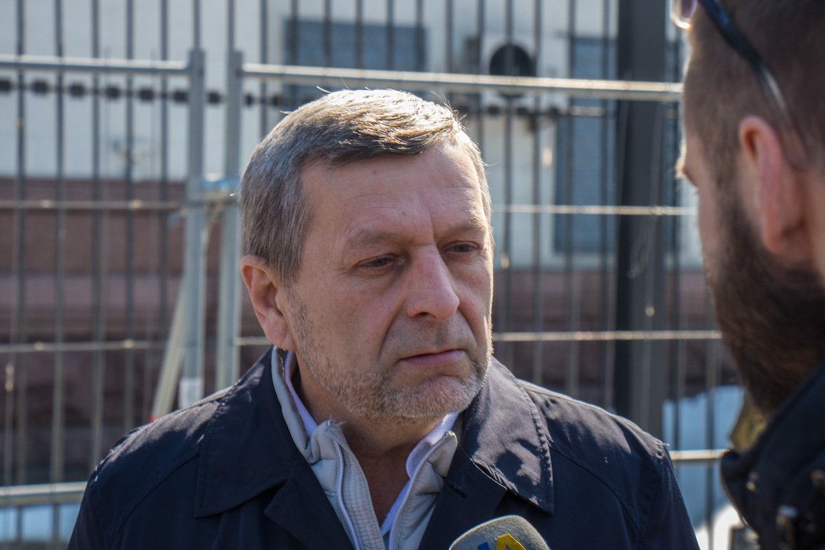 На перформансе присутствовал и заместитель председателя Меджлиса Ахтем Чийгос