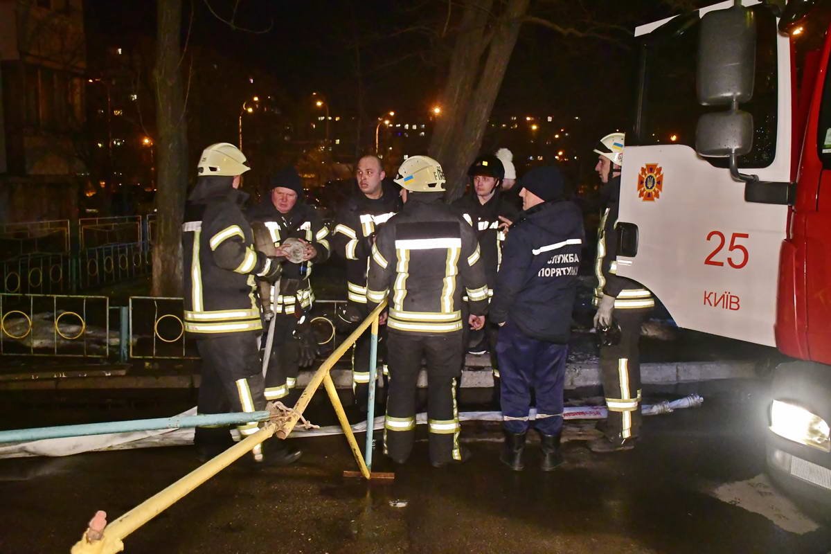 Огонь потушили в течение получаса