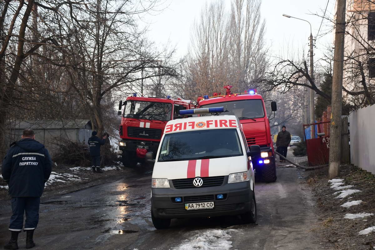 В соседнем доме строится четырехэтажный хостел