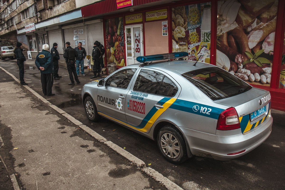 Полиция охраны задержала стрелка на месте стрельбы Полиция охраны задержала стрелка на месте стрельбы