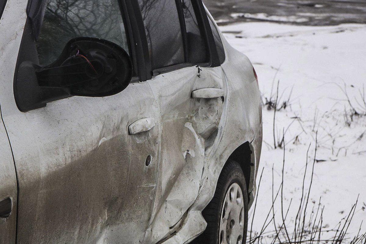 ДТП в Киеве на Большой Окружной: водитель Жигулей попал в больницу 4