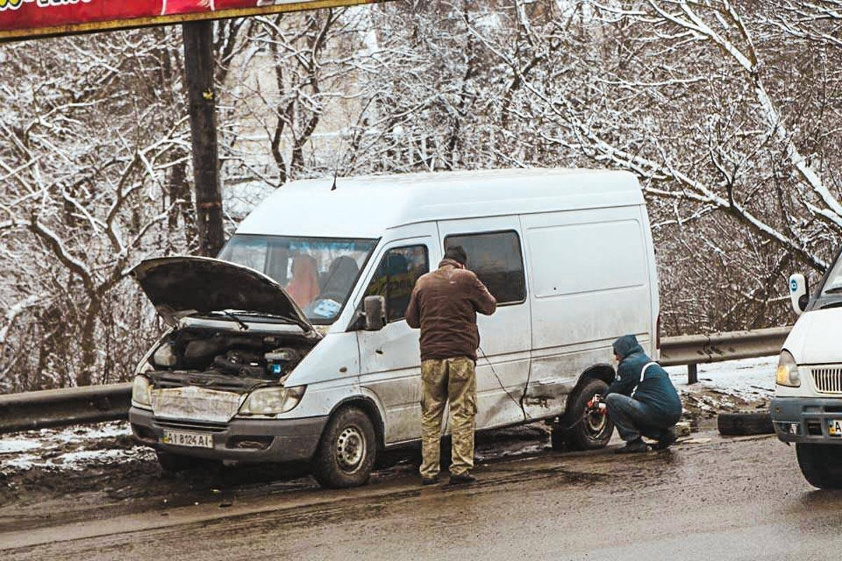 Mercedes-Benz первым получил удар