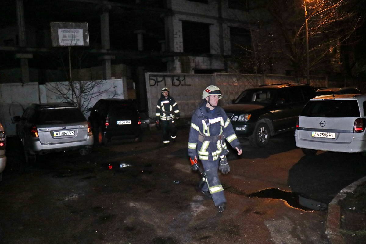 Спасатели не обнаружили на стройке ничего подозрительного