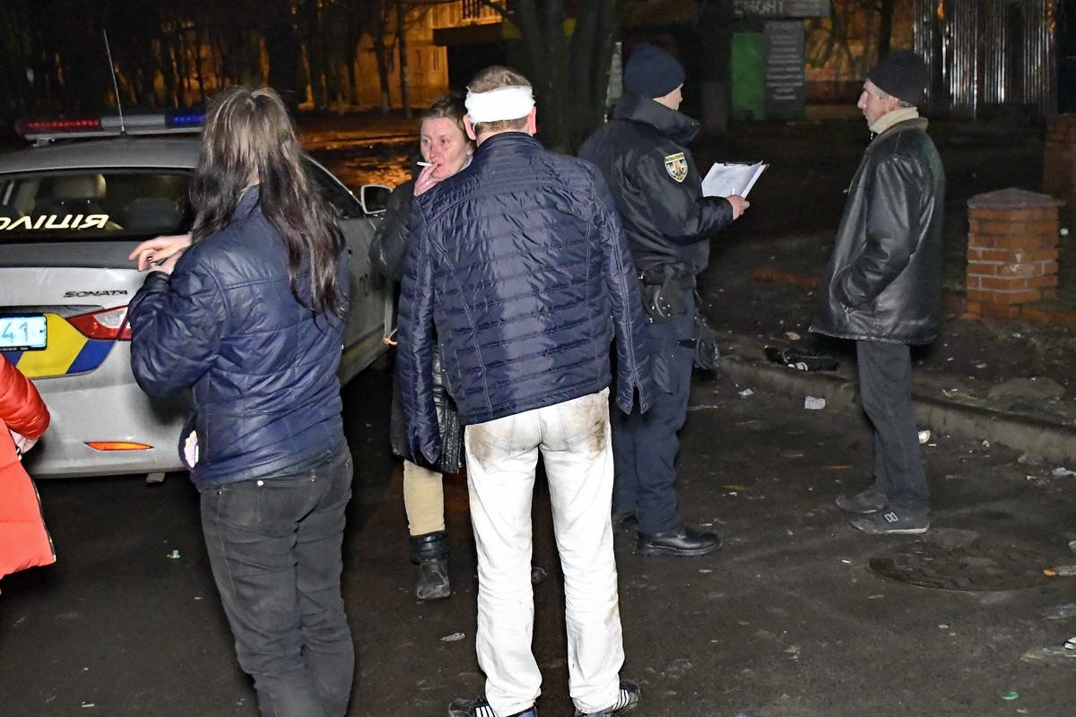 Нападавших было пятеро Нападавших было пятеро