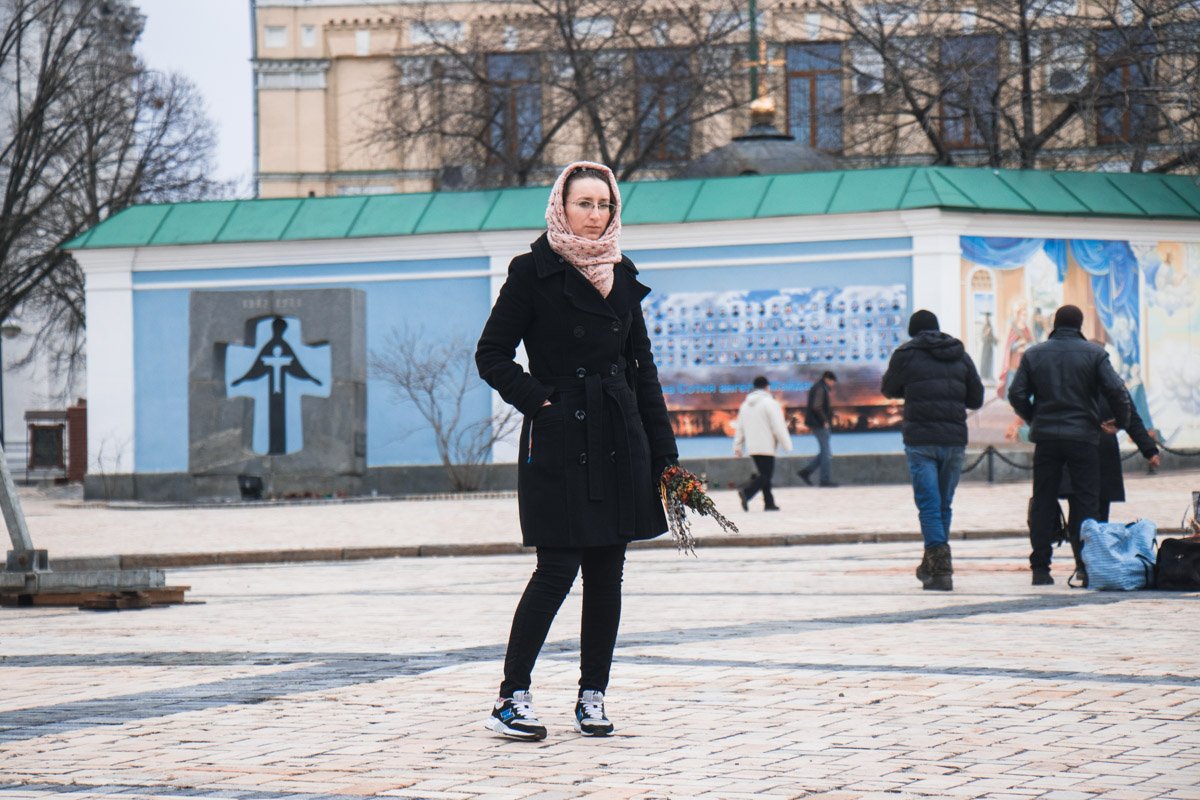 Если утром в воскресенье вбить в стену колышек из вербы, это избавит человека от страхов и подарит ему решимость