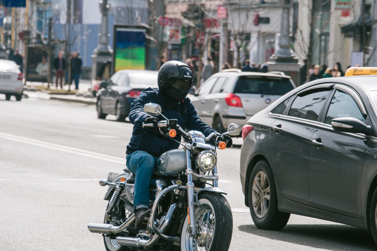 С таким "монстром" не стоит забывать о защитном шлеме 