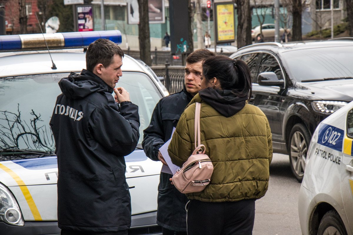 Хозяйка автомобиля Dacia заявила, что будет подавать в суд на коммунальное предприятие