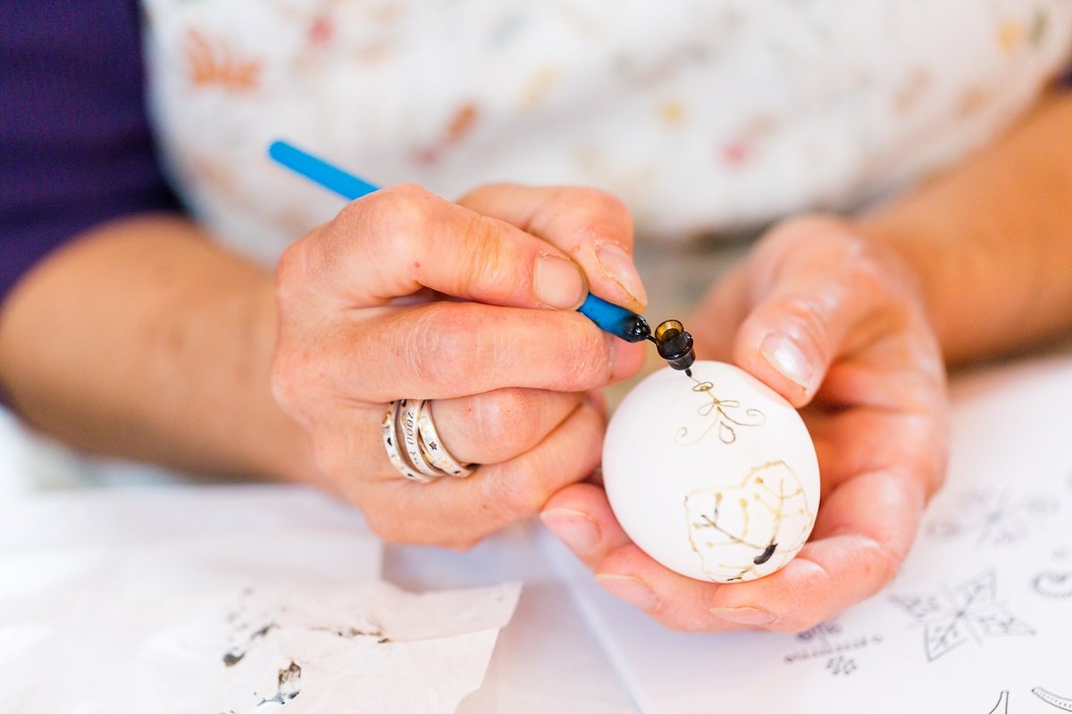 Способов, как разукрасить пасхальное яйцо, не один десяток