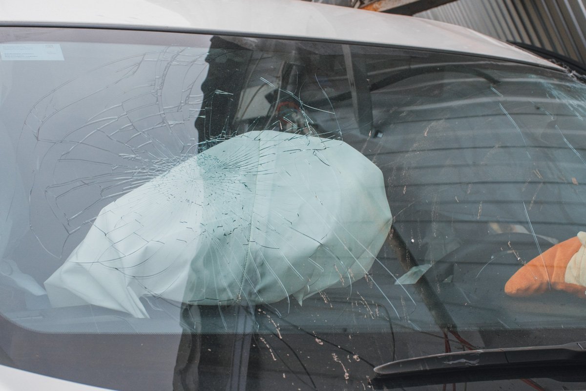 В машине сработали подушки безопасности