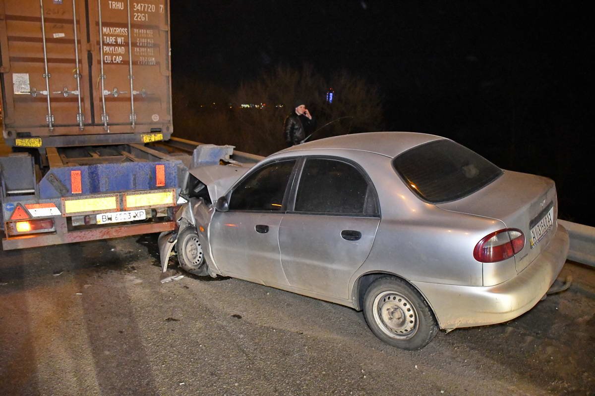 На проспекте Академика Заболотного произошло ДТП На проспекте Академика Заболотного произошло ДТП