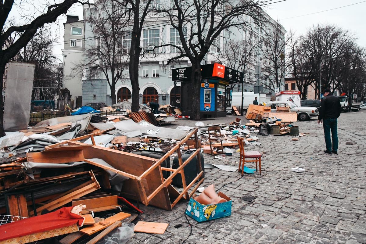 Андреевский спуск очистили от МАФов практически полностью