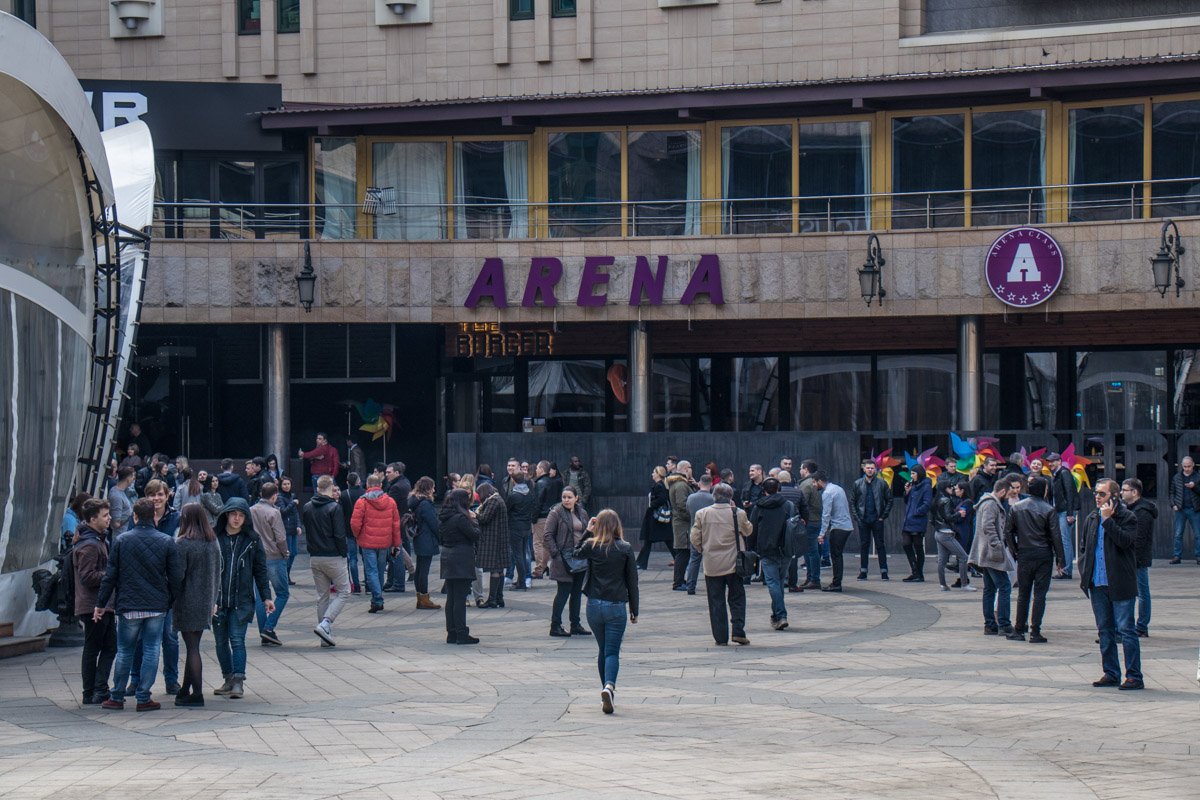 Люди покинули здание за 7-10 минут Люди покинули здание за 7-10 минут