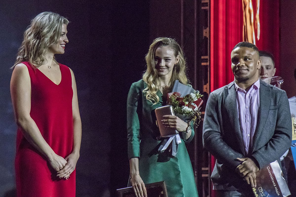 Жан Беленюк оглашал победителя номинации