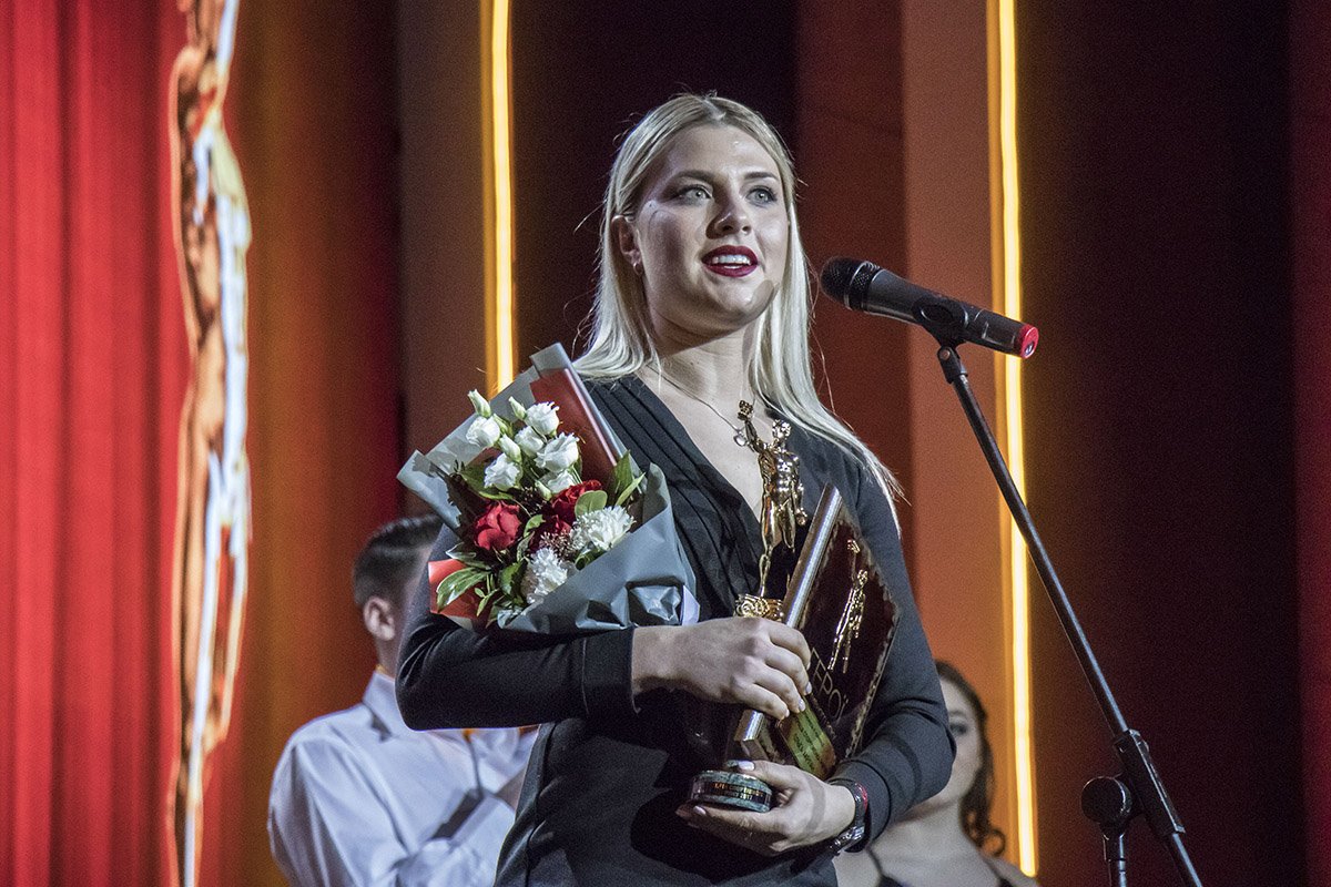 Ольга Харлан — украинская фехтовальщица на саблях, олимпийская чемпионка 2008 года