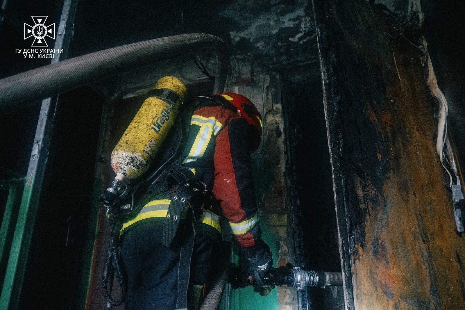 У Києві в Печерському районі згоріла квартира 3