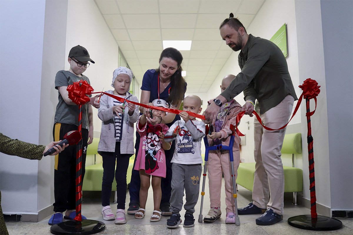 У Клініці дитячої онкології та ТКМ у Львові відкрили новий медцентр