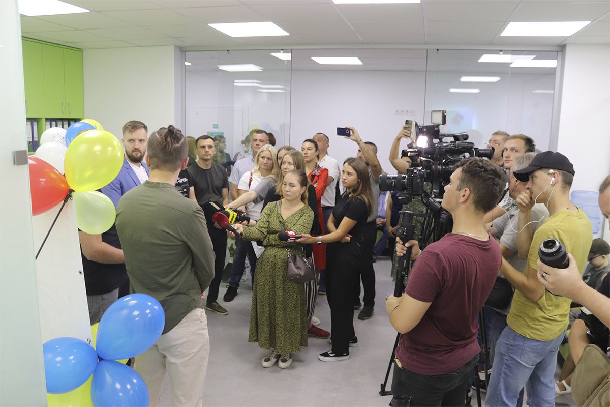 Для батьків маленьких пацієнтів приємністю є обладнана дитяча зона