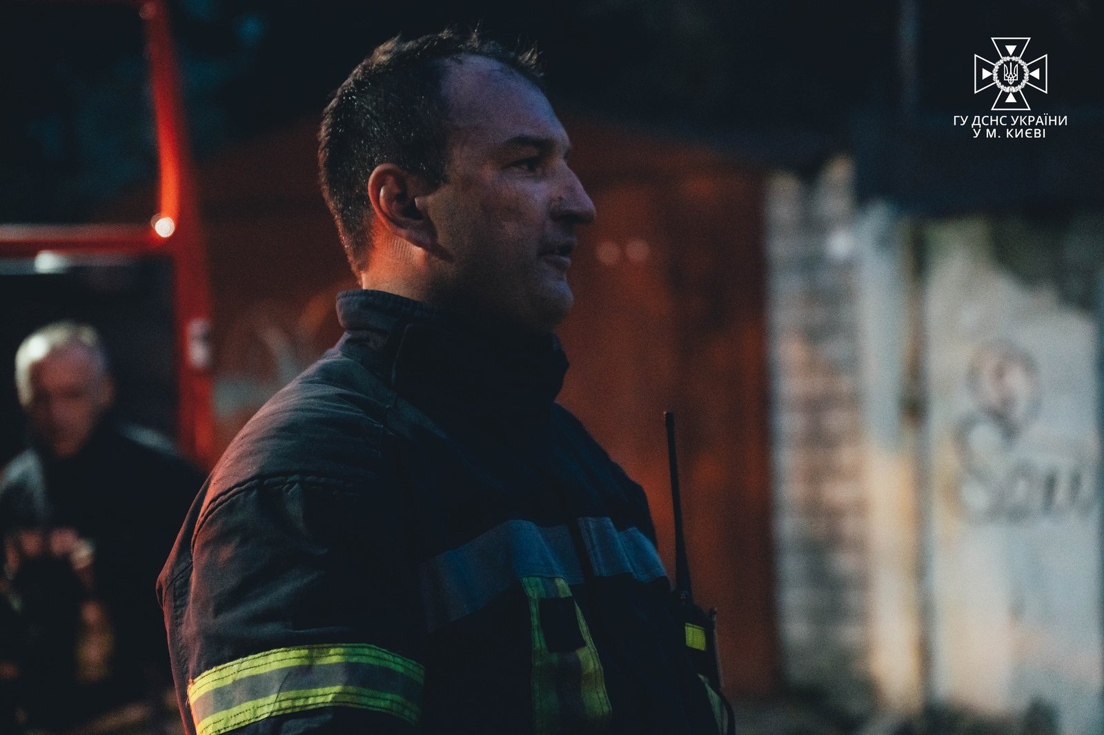 У Києві під час пожежі в квартирі загинув чоловік 2