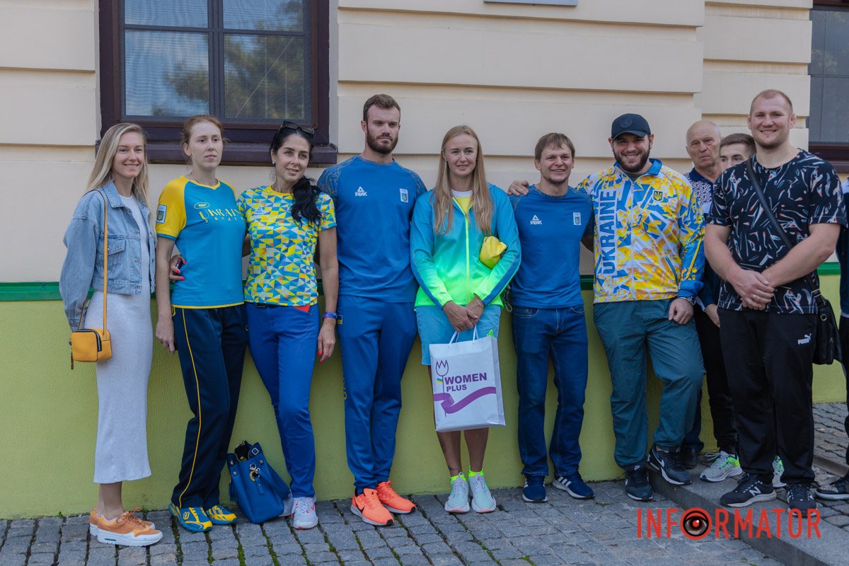 Cпівробітники АТБ здали кров і стали донорами для військових 16