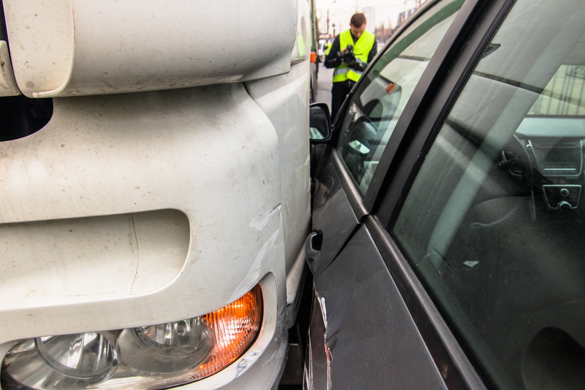 Выход через только через другую дверь Выход через только через другую дверь