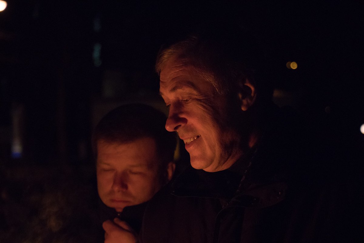 Многие пришли с праздничным настроением