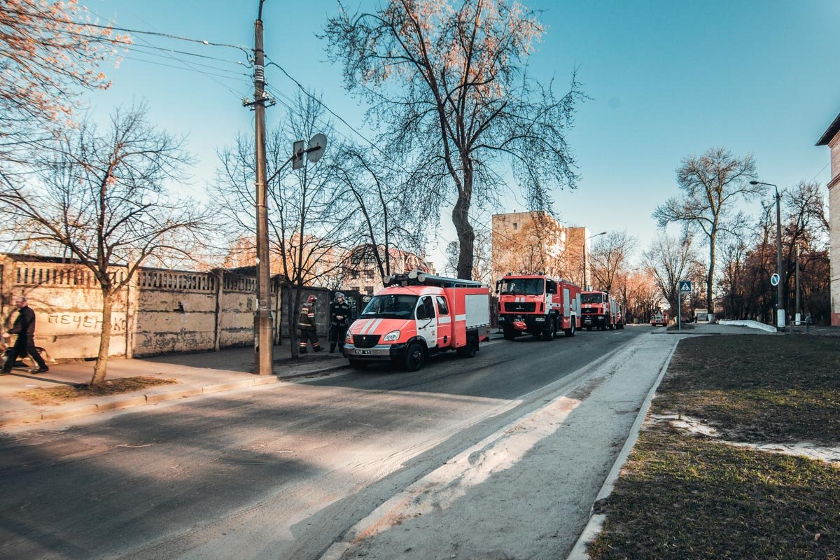 На улице Зоологической,2 случился пожар На улице Зоологической,2 случился пожар