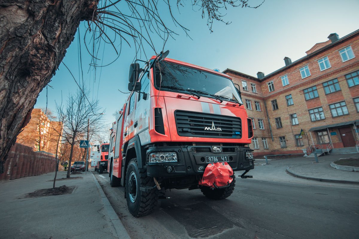 На месте работали пять единиц пожарно-спасательной техники На месте работали пять единиц пожарно-спасательной техники