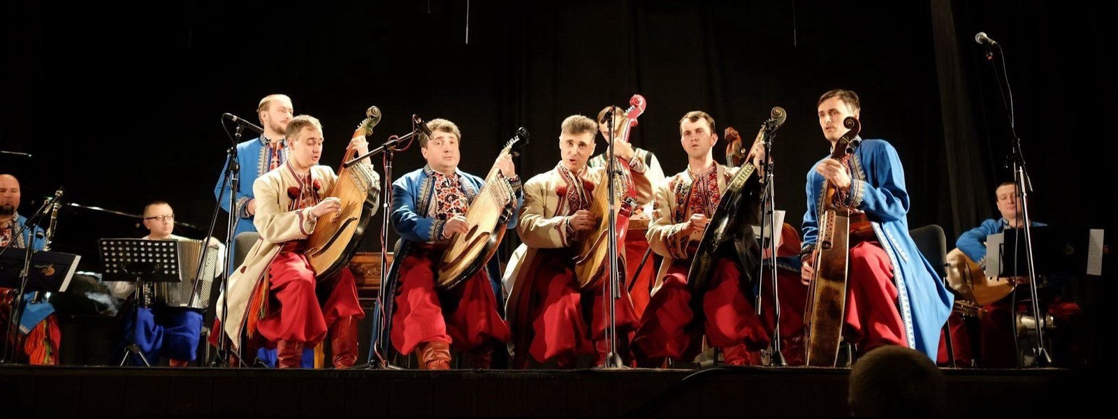 Капелла бандуристов «Весенний концерт» Капелла бандуристов «Весенний концерт»