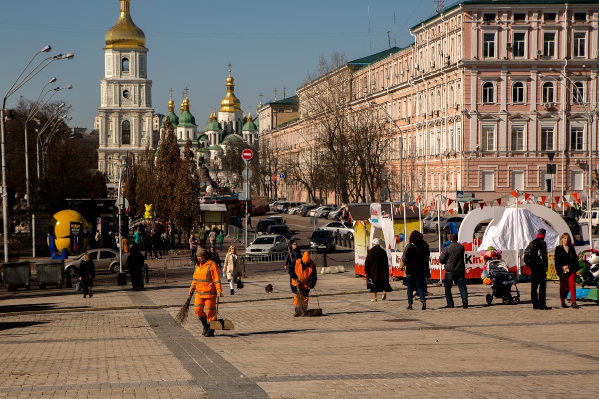 Центр Киева потихоньку приобретает ухоженный вид 
