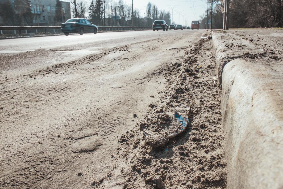 Улицу Академика Заболотного капитально отремонтируют, осветят и обустроят велодорожкой Улицу Академика Заболотного капитально отремонтируют, осветят и обустроят велодорожкой