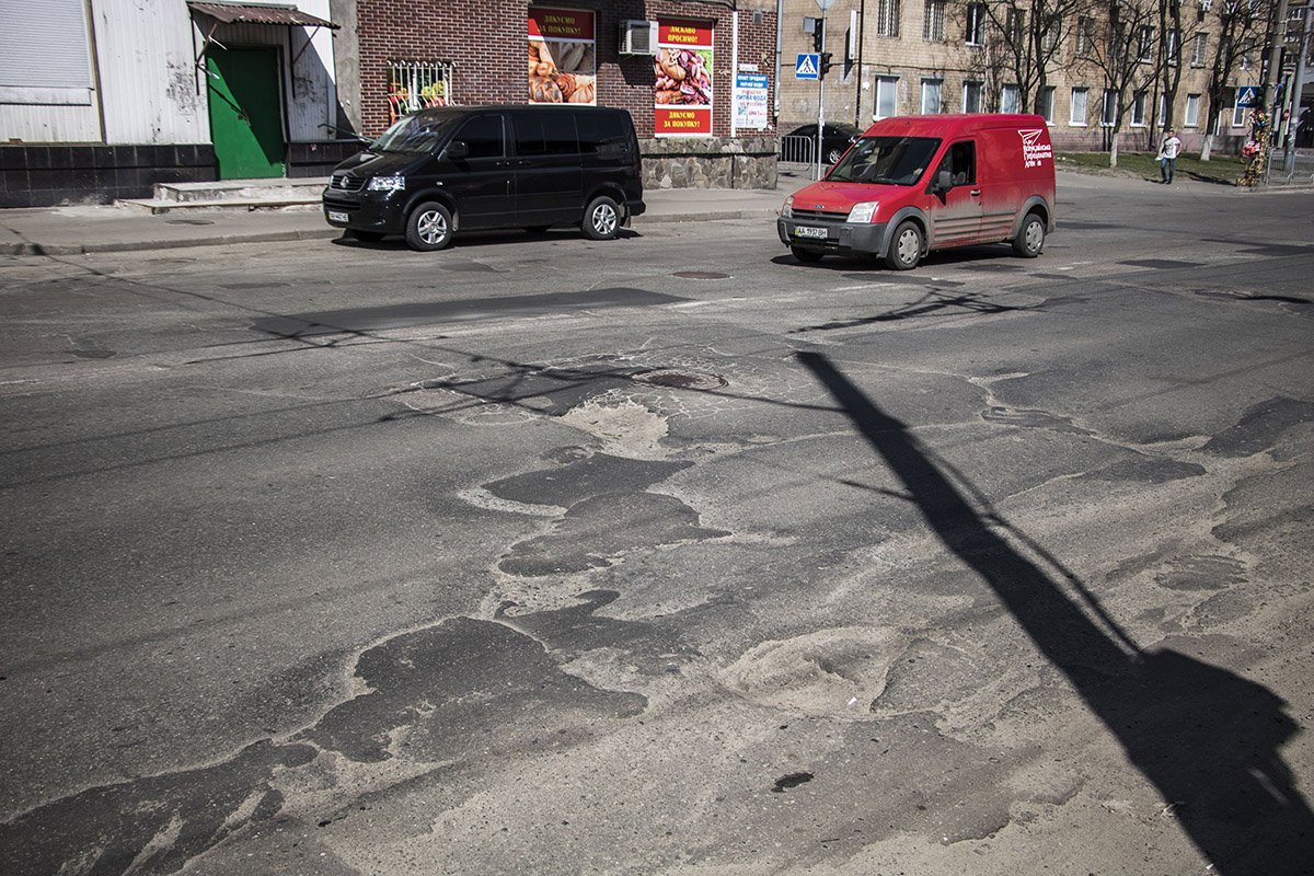 На ремонт улицы Сырецкая потратили около 1,5 миллиона гривен