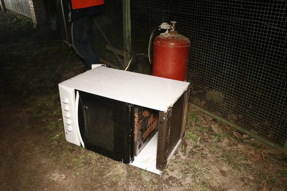 Вероятнее всего пожар начался на верхнем этаже из-за новой печи