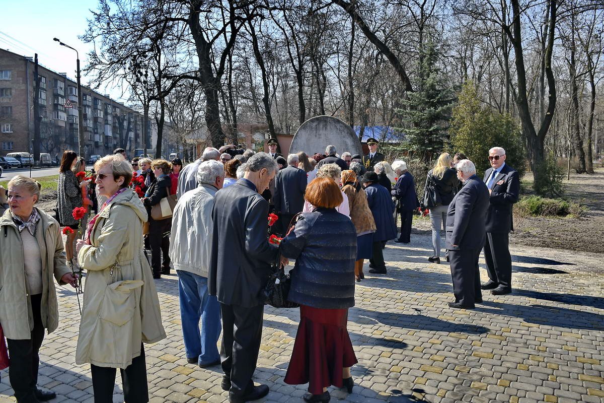 На мероприятии были члены общественных организаций ветеранов войны и активисты На мероприятии были члены общественных организаций ветеранов войны и активисты