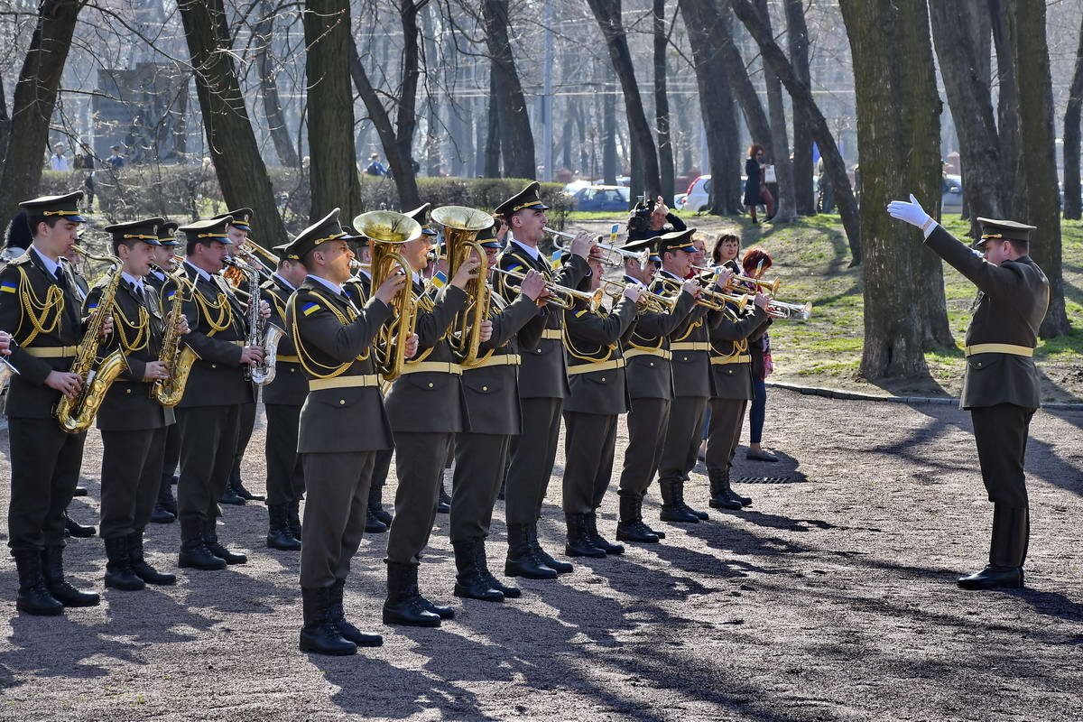 Традиционно на мероприятии играл военный оркестр Традиционно на мероприятии играл военный оркестр