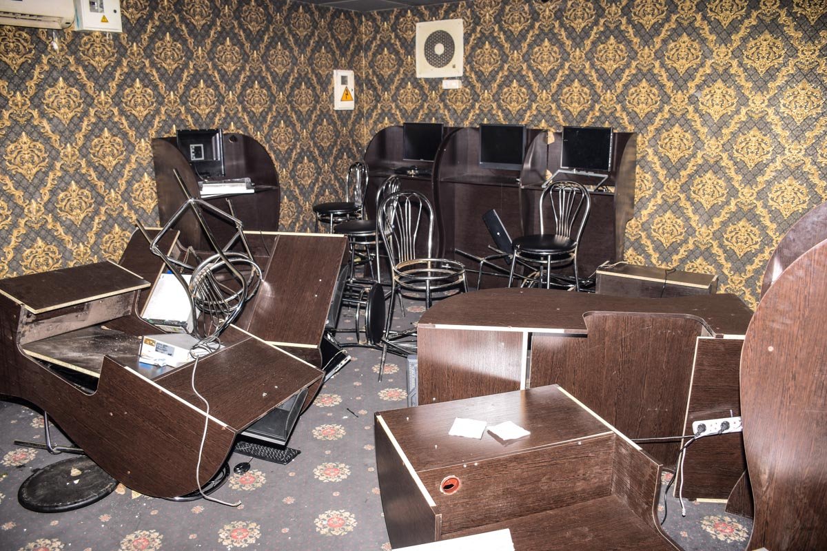 Группа неизвестных провела серию нападений на игорные заведения