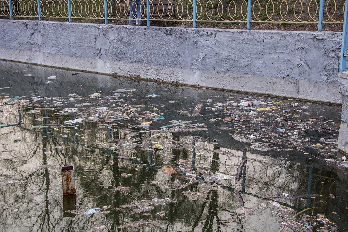 Местные жители рассказали, что после Пасхи количество мусора значительно увеличилось 