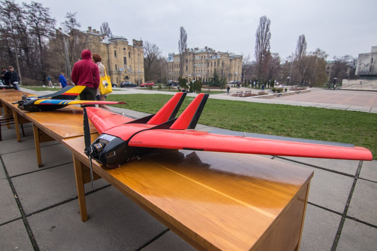 Несколько моделей представили к началу фестиваля Несколько моделей представили к началу фестиваля