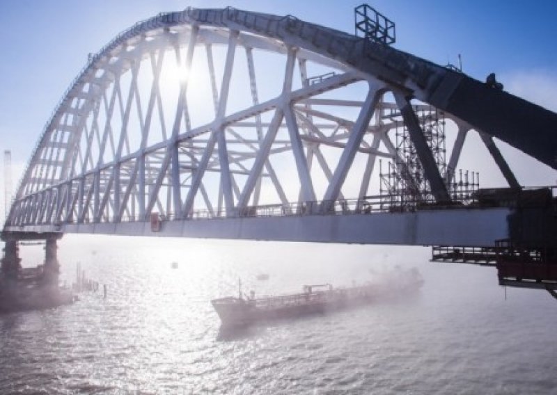 Крымский мост через Керченский пролив Крымский мост через Керченский пролив