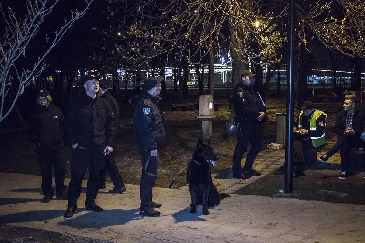 В результате происшествия пострадали двое человек 