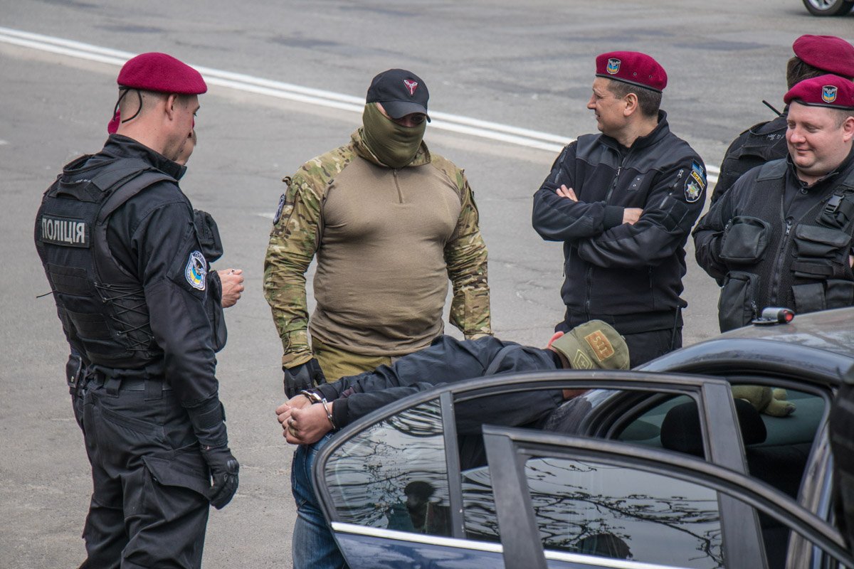 В задержании участвовали бойцы спецподразделений полиции