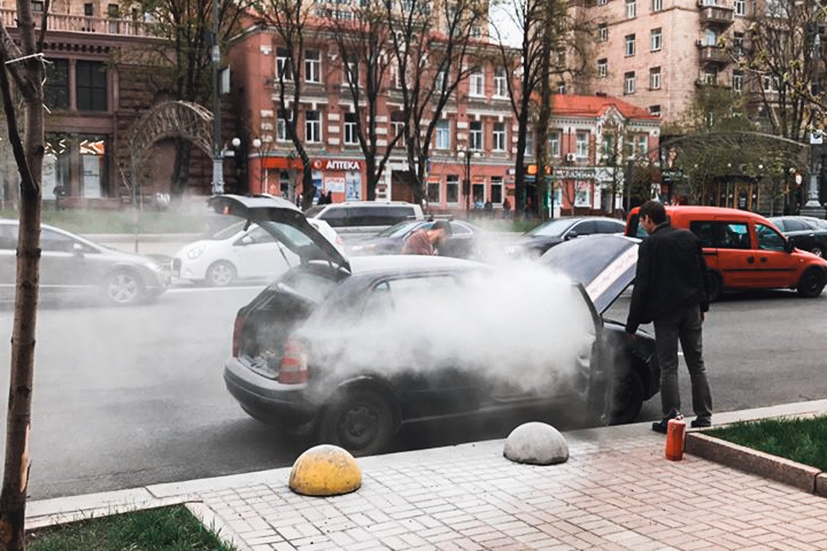 Огонь пытались потушить самостоятельно Огонь пытались потушить самостоятельно