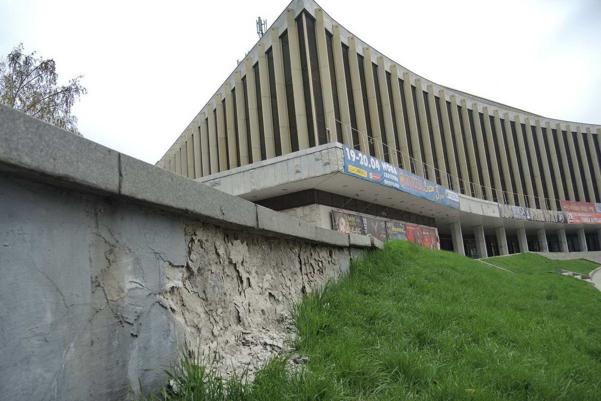 Последний раз капитальный ремонт здания был в 1996 году