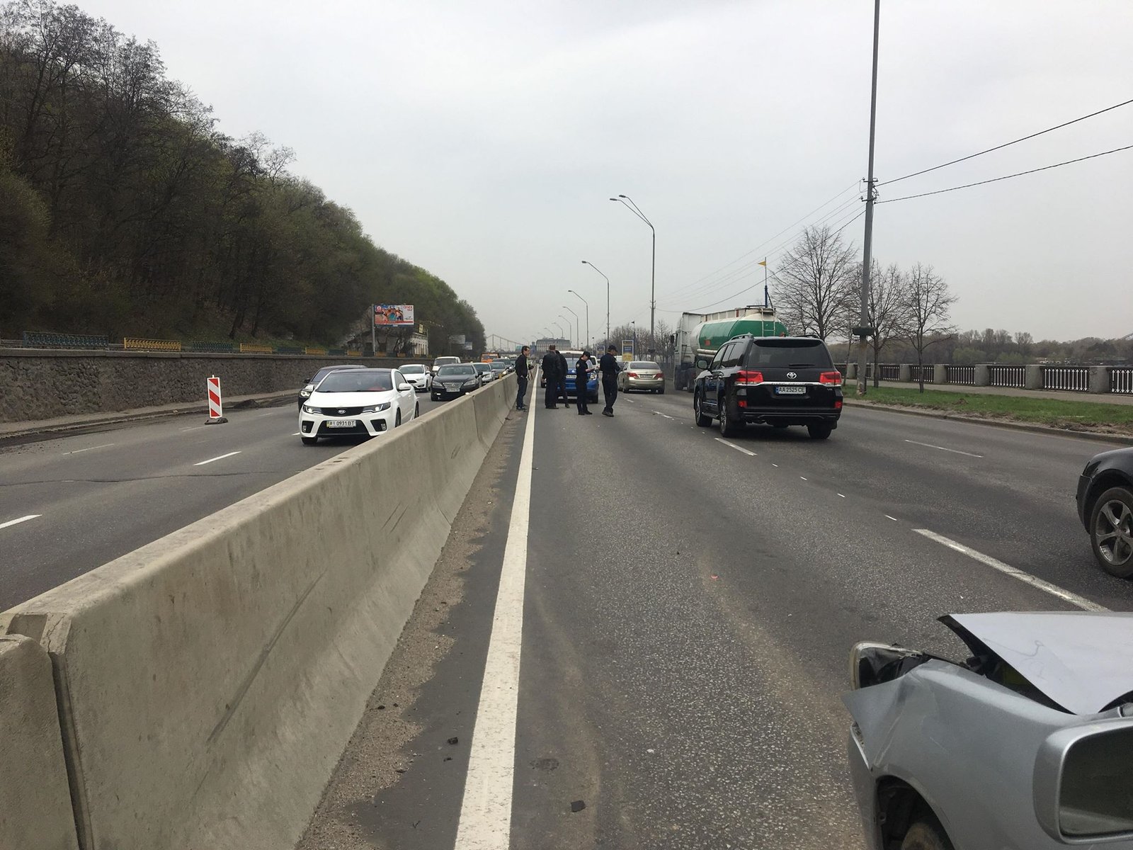  Также незначительные травмы получили теща и дочка водителя, которые от госпитализации отказались